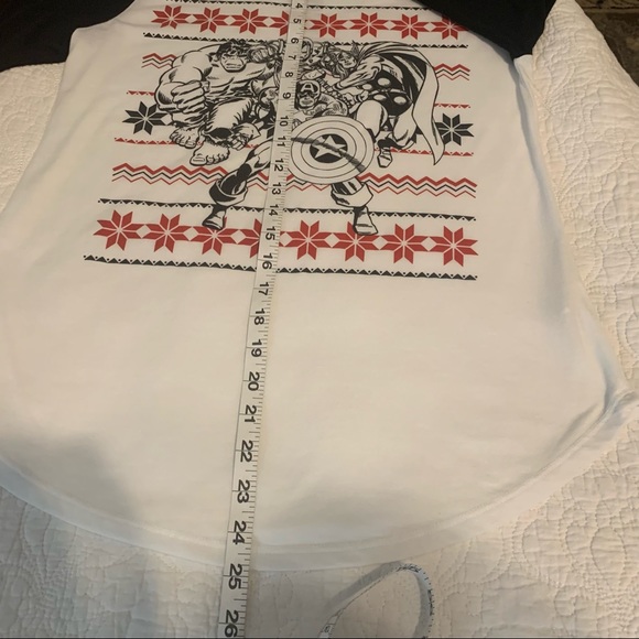 Marvel comic’s graphic tee shirt - Picture 5 of 7